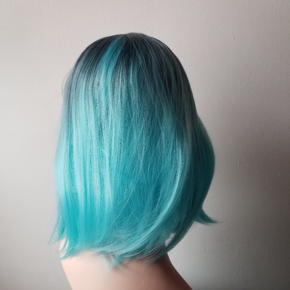 Short Straight Wig, Ombre Blue Bob Wig - Picture 3 of 6